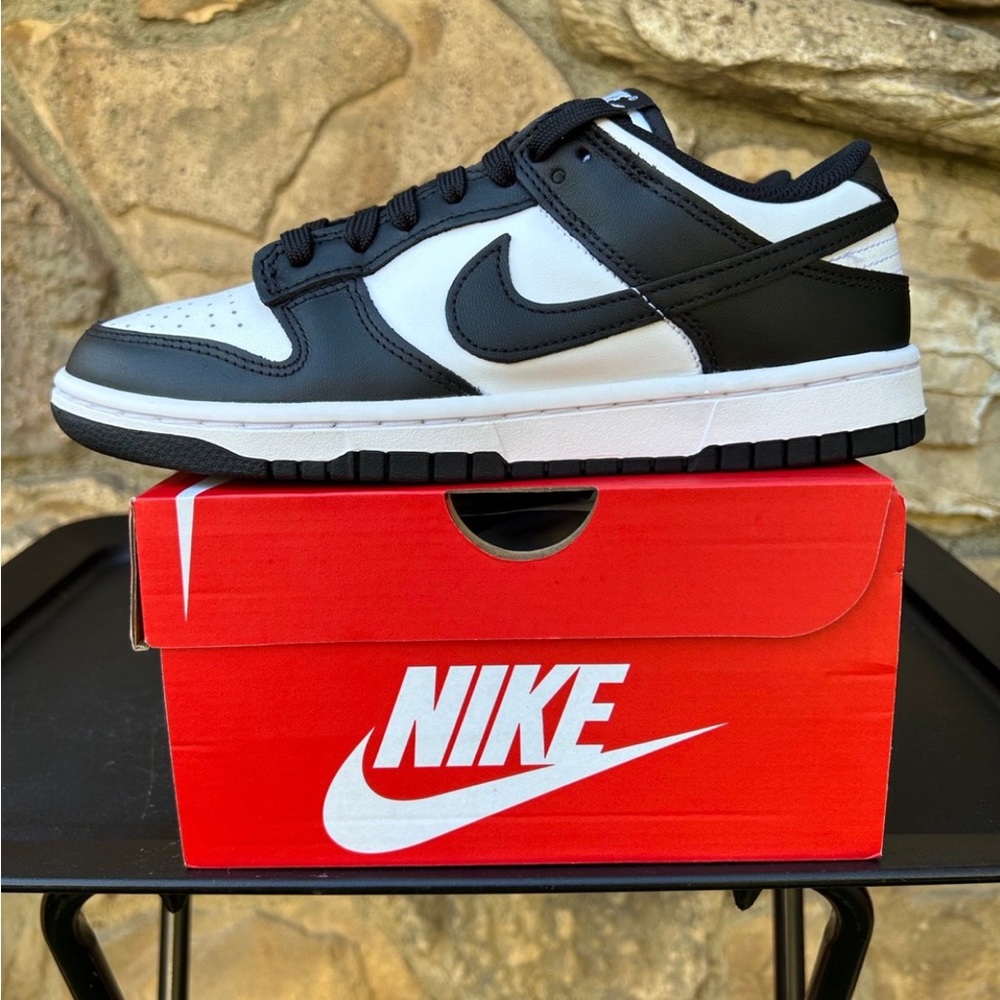 Nike Dunk Low “Black & White” Panda Size 4.5Y & 7Y